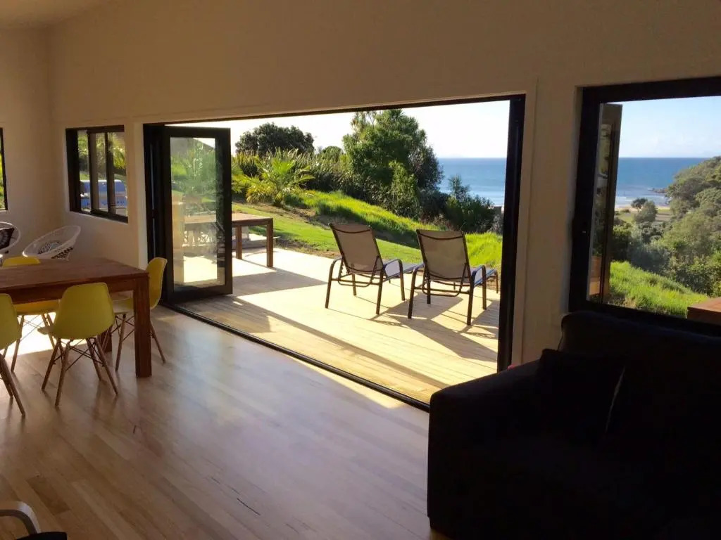 Ocean Cliff Court