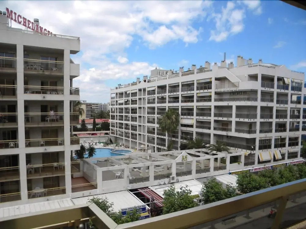 Apartamentos Michelangelo Arysal