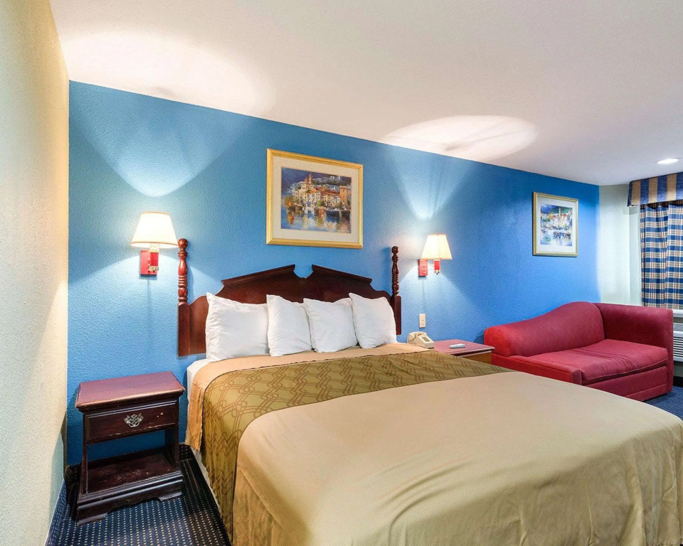 Rodeway Inn South Houston