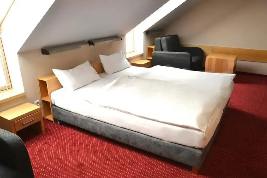 Hotel Kolna - darmowy parking, basen w cenie
