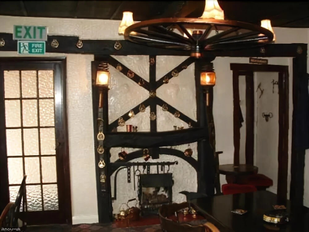 Old Black Bull Inn