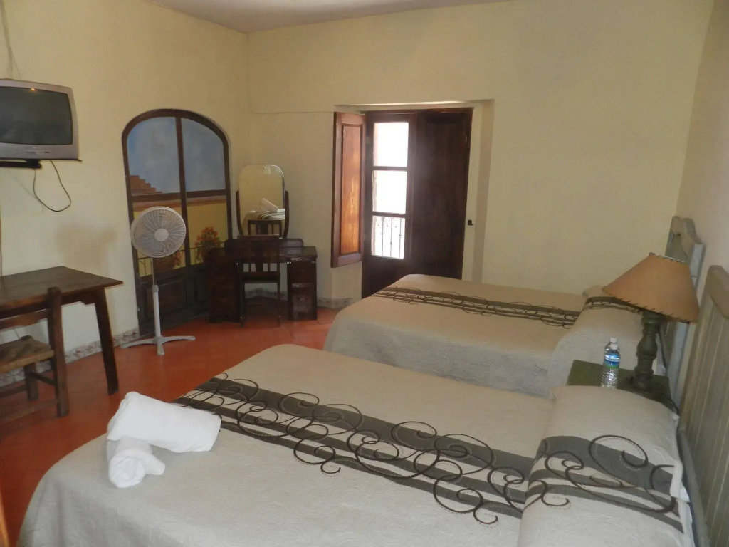 Hotel Parrokia