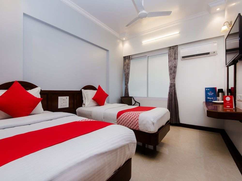 OYO 12749 Hotel Sagar