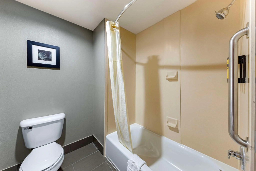 Best Western Plus Midwest City Inn & Suites