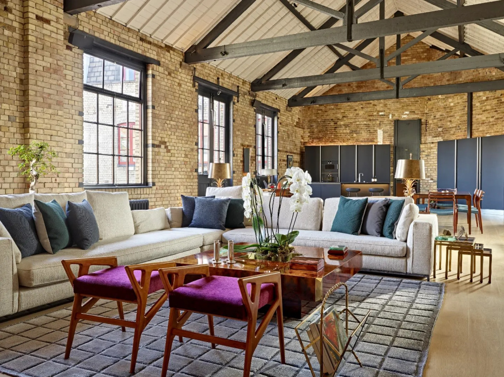 One of a Kind Victorian Luxury Loft in Clerkenwell