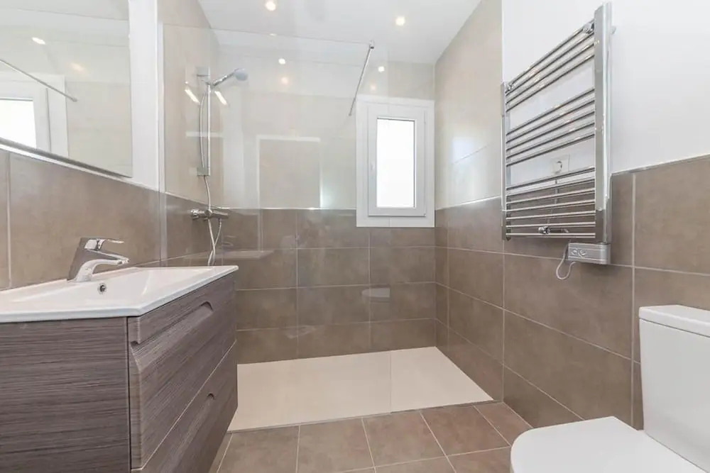 5BR 4BA Villa Romano With Panoramic Sea and Golf Views in Elviria, Marbella