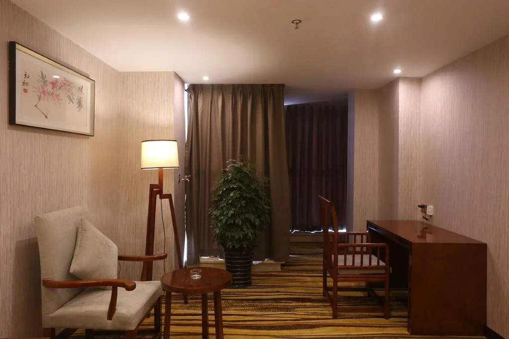Mingshan Hotel