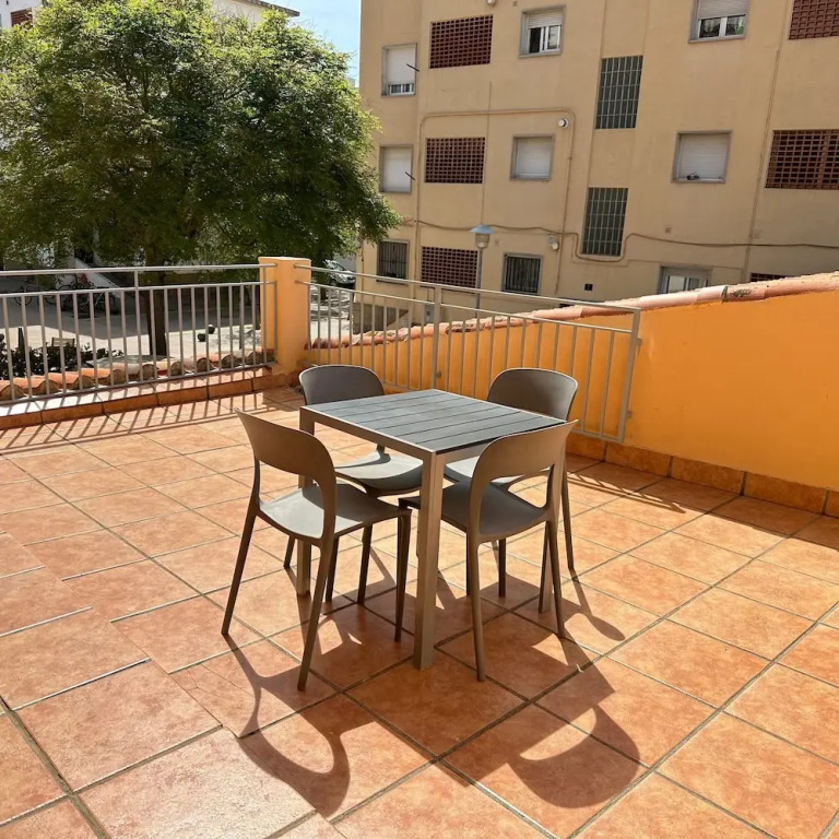 Ferran 32 in Roses With 4 Bedrooms and 2 Bathrooms