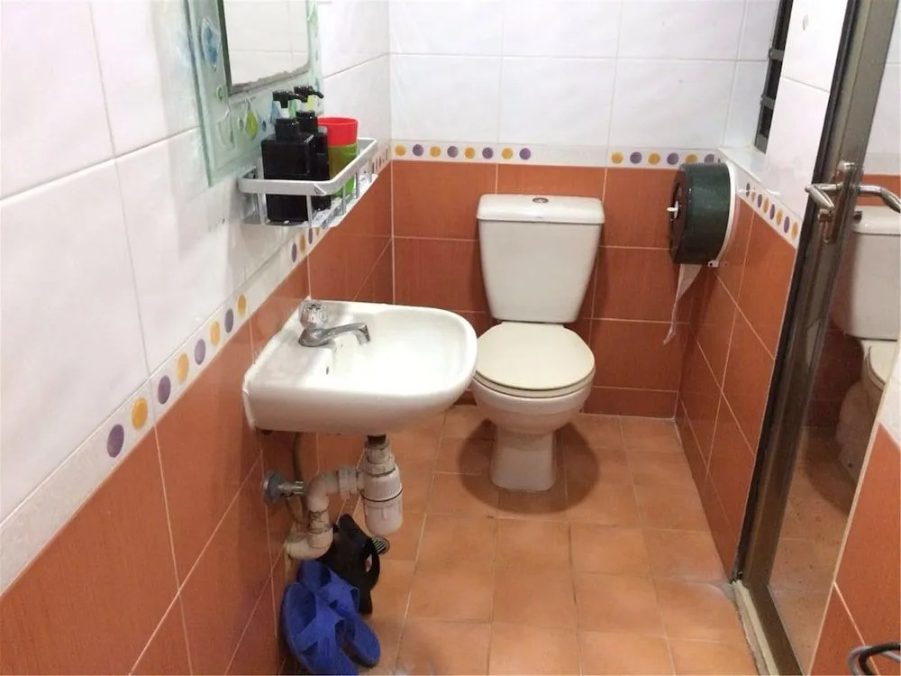 Tong Luo Wan Hostel
