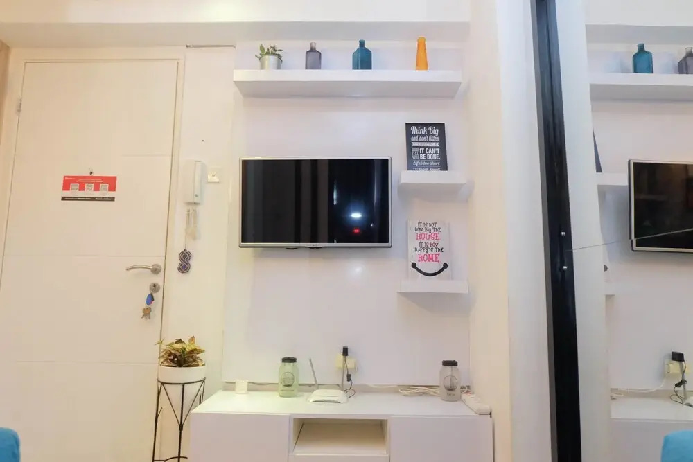 Cozy And Best Deal 2Br Bassura City Apartment