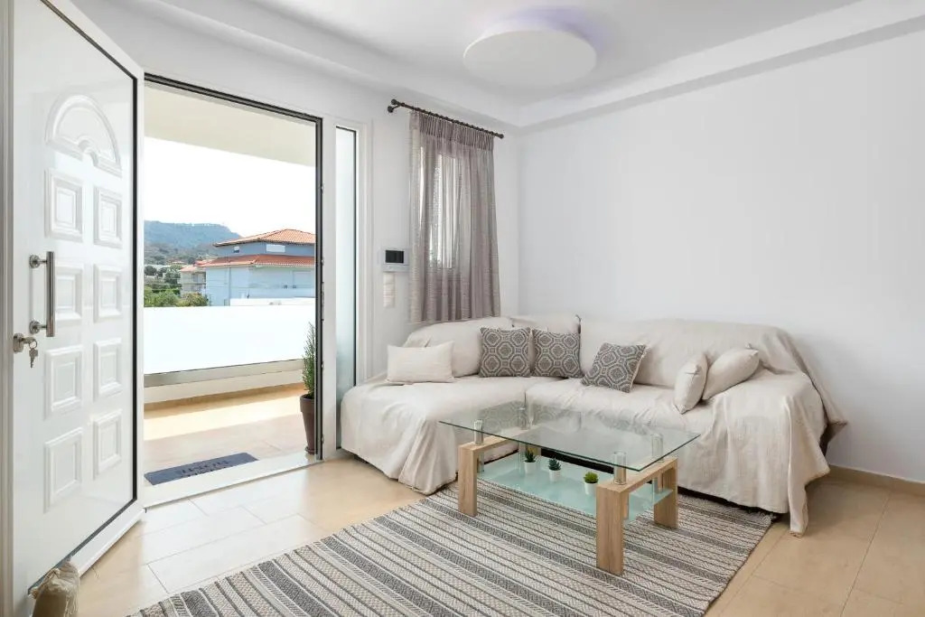 White House Kokas Luxury Apartments
