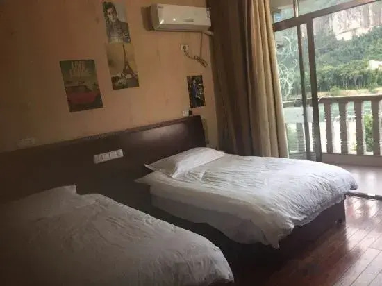 Family's House