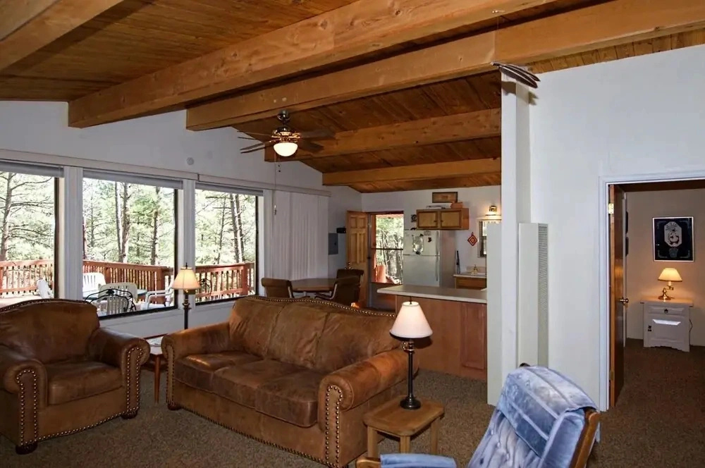 Mama Bears Cabin