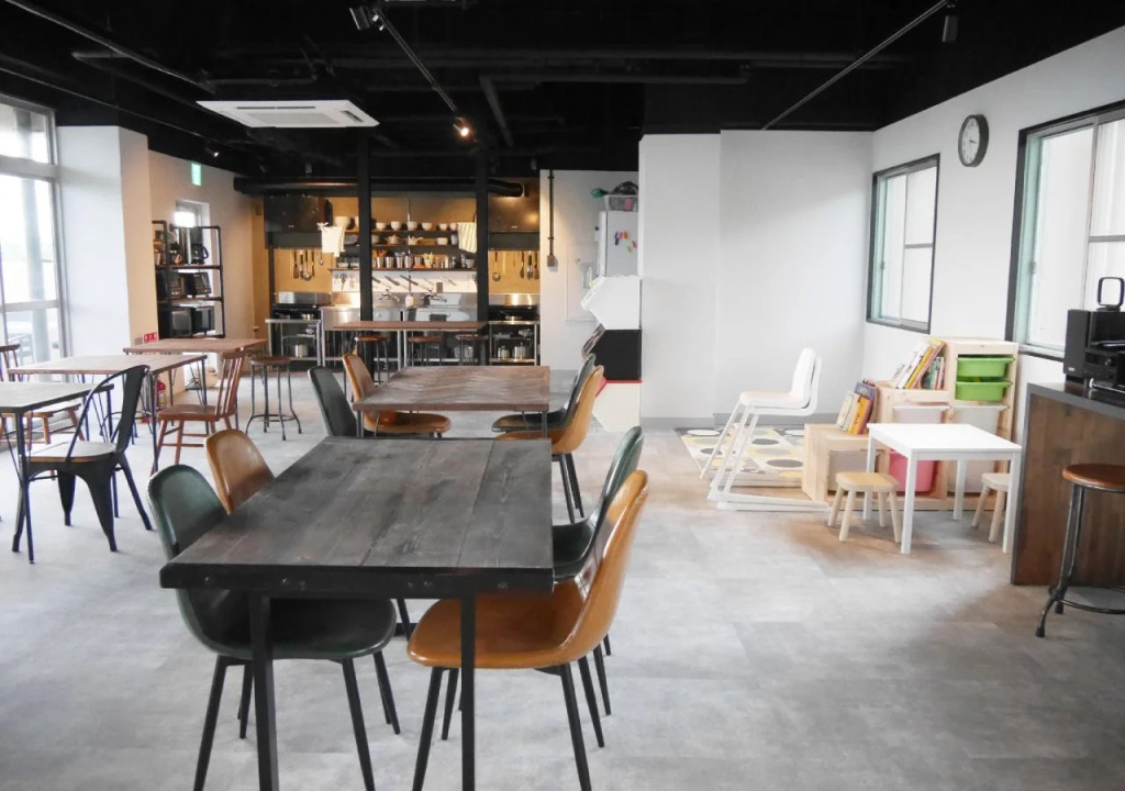 J-Hoppers Lake Biwa Guesthouse