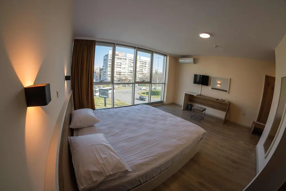 HOTEL BAYKO