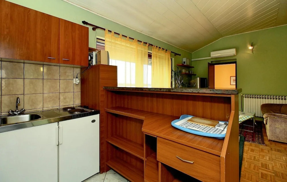 Awesome Home in Porec With Wifi and 3 Bedrooms