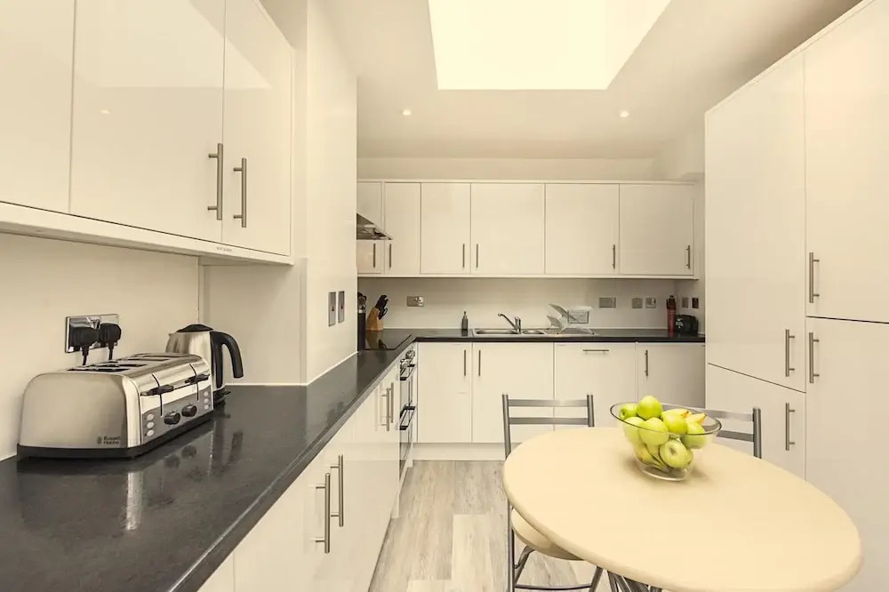 Toynbee Street Ro 1 · Ideally Located Room Near Barbican