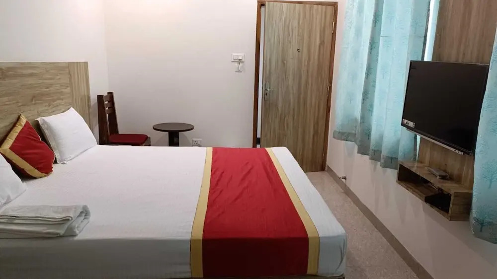 Hotel Harmony Rooms & Banquet