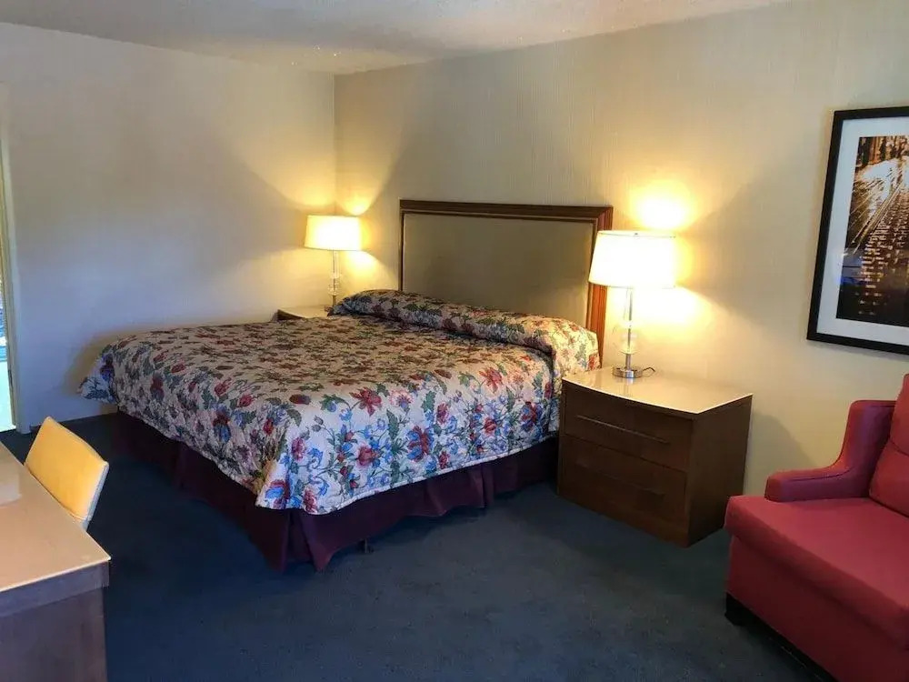 Hillside Inn