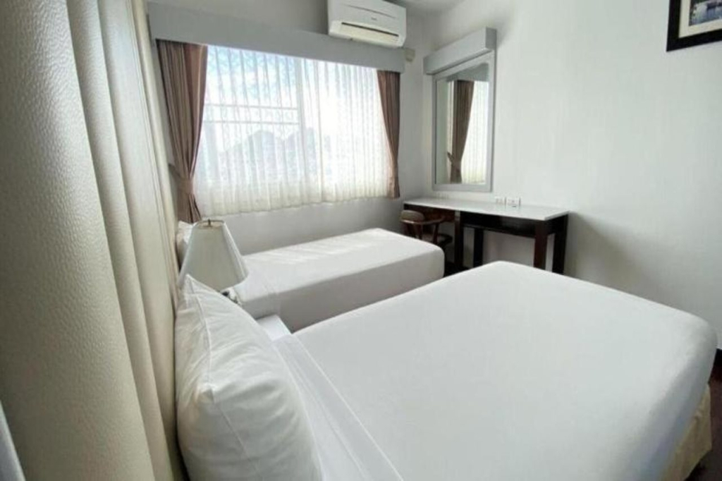 J - Town Serviced Apartments