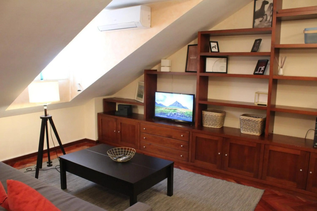 INSIDEHOME Apartments - Ático del Val