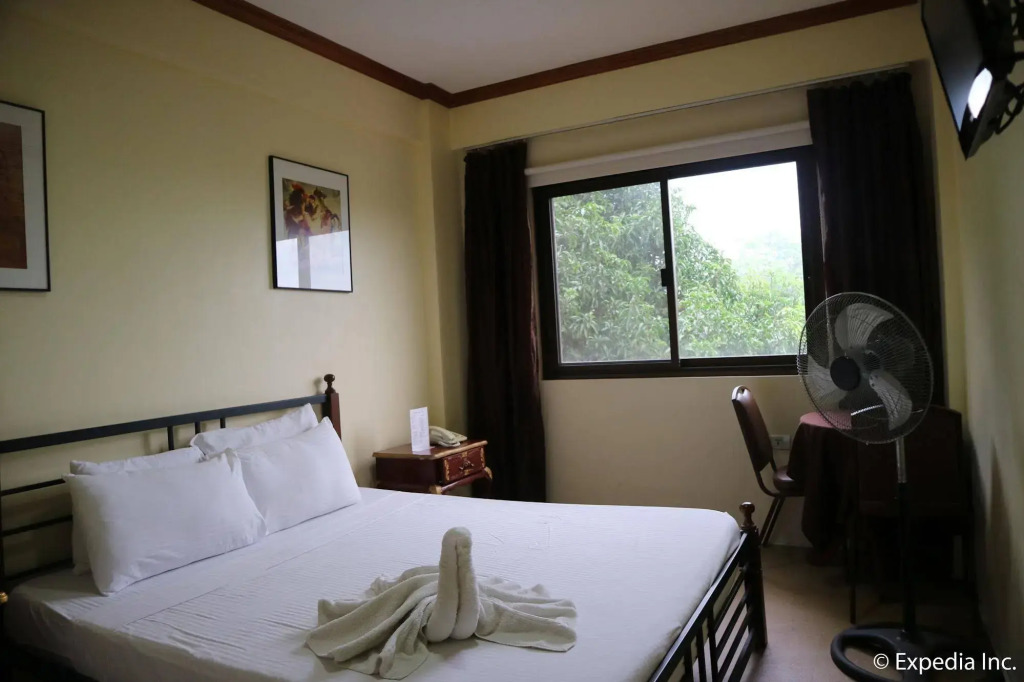 Spring Plaza Hotel