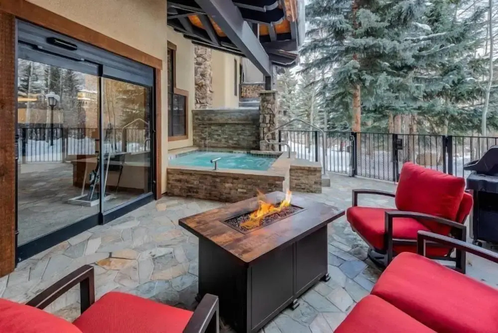 Beaver Creek Village Ski In, Ski Out 4 Bedroom