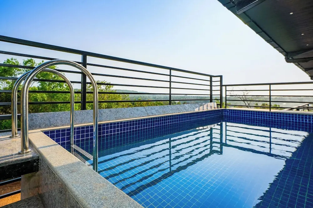 Holitel Anjuna Goa