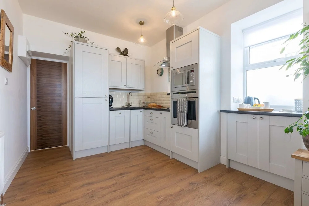 Hepworth Apartment