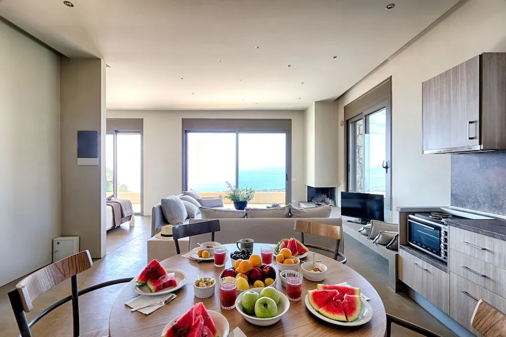 Euphoria Estate Messinia