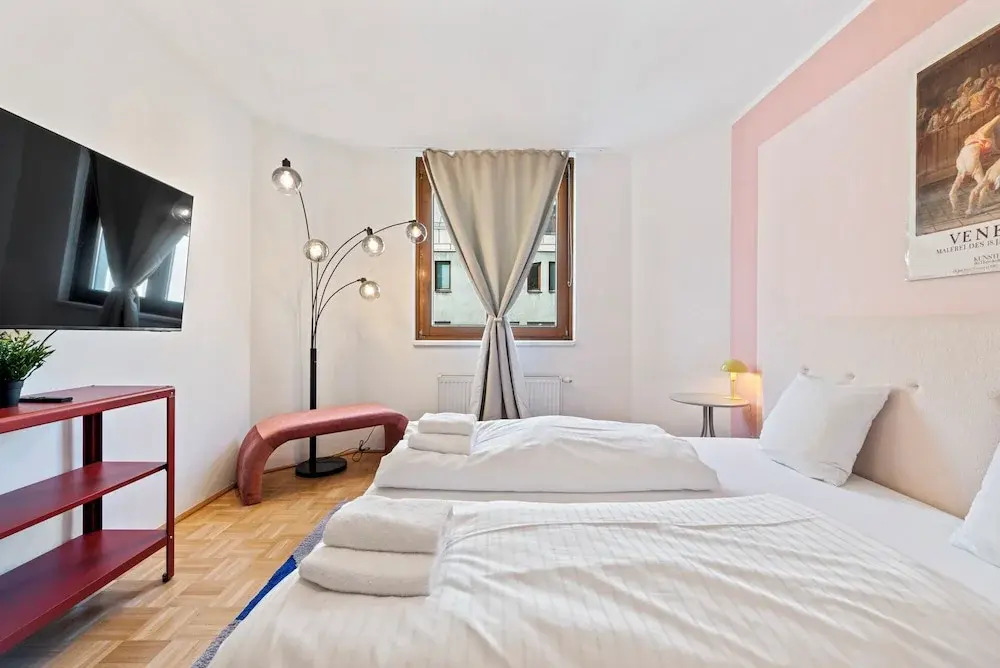 4ty3 Apartments - Naschmarkt City Apartment is calling