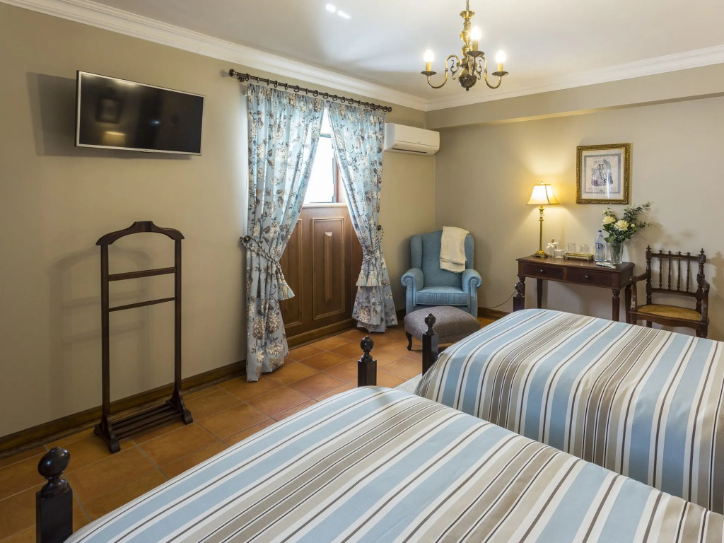 Charming Antas House