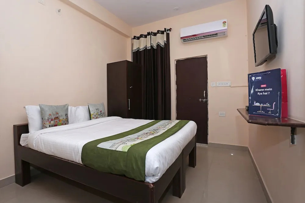 OYO 10294 Hotel Sunshine