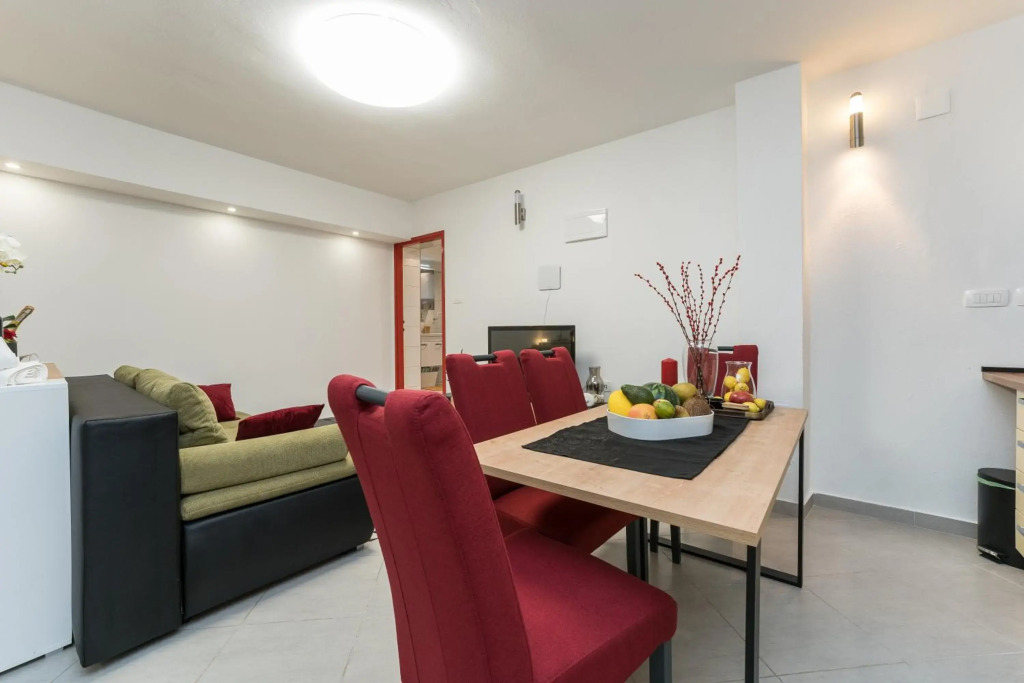 Studio Apartman Mirakul