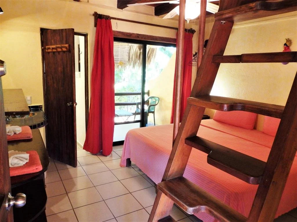 HOTELITO SWISS OASIS, Playa Zicatela