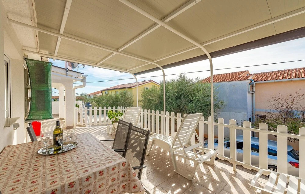 Beautiful Apartment in Vir With 2 Bedrooms and Wifi