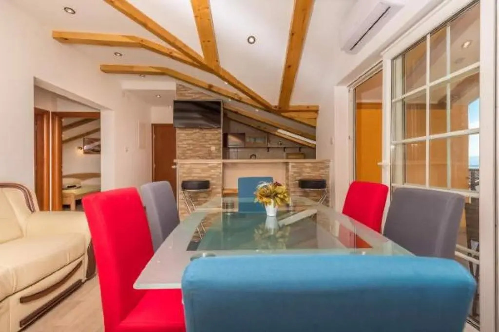 Apartments in Crikvenica 41379