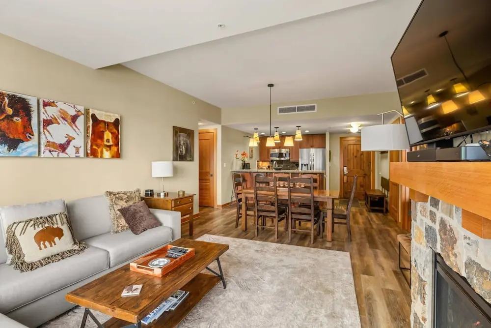 Capitol Peak Lodge by iTrip Aspen Snowmass