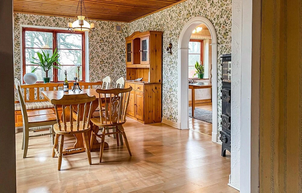 Nice Home in Toarp With Wifi and 2 Bedrooms