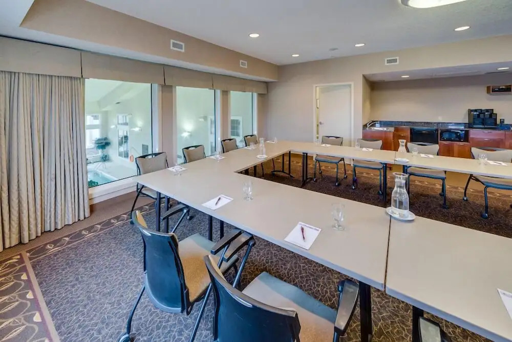 Heritage Inn Hotel & Convention Centre - Brooks