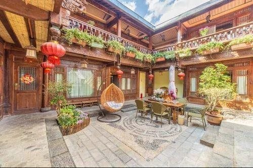 Floral Hotel·Yunjing Zhinan Hotel(Dayan Gucheng dashuiche store)