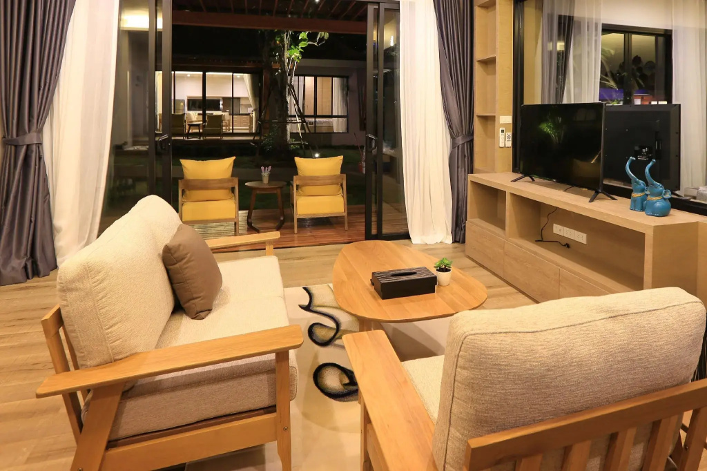 CHUZ Villas Samui SHA Plus