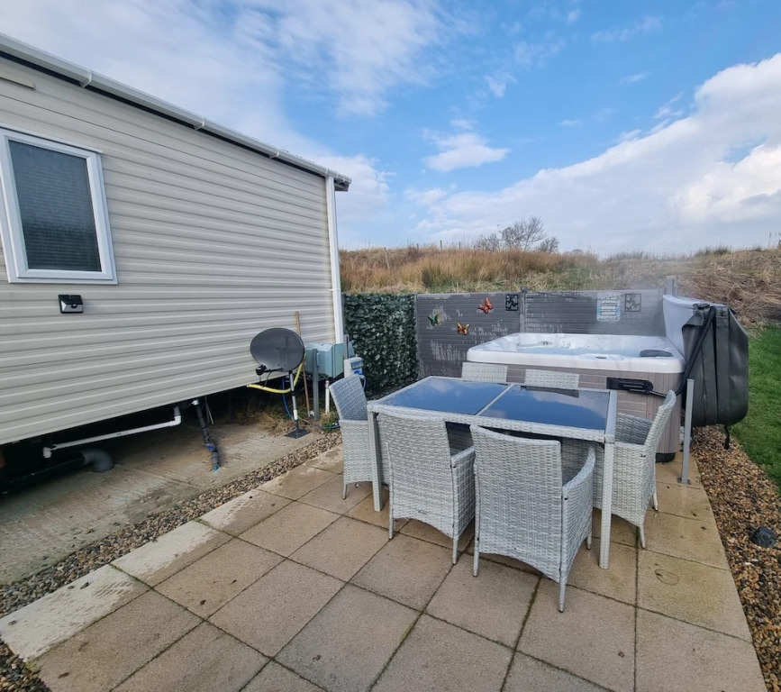 Butterfly 3-bed Hot Tub Lodge in Northumberland