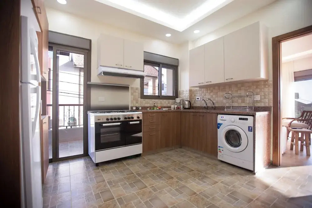 Akl - Chic Apartments & Balconies in Batroun