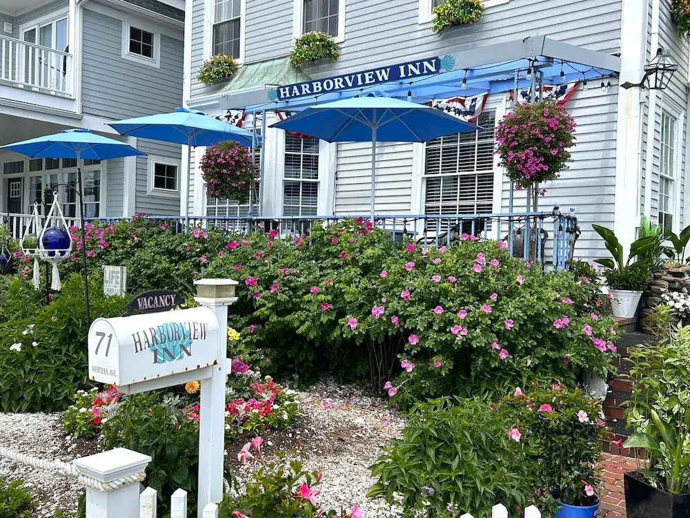 Harborview Inn