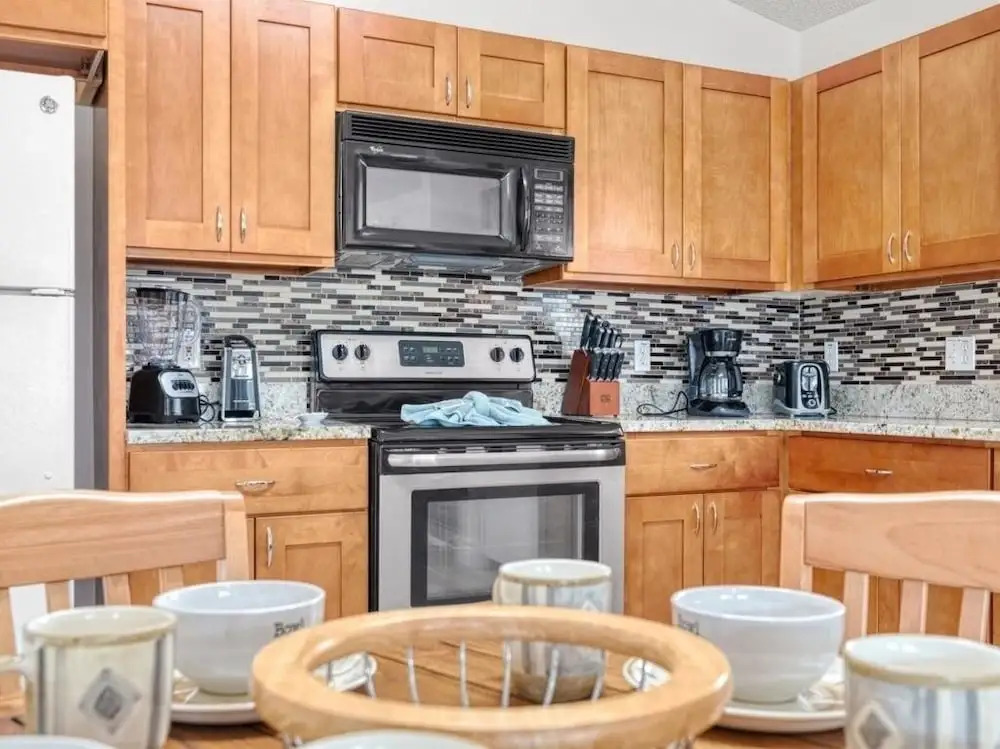 Fantastic 4 Bed Home With Private Pool 4 Bedroom Villa by RedAwning