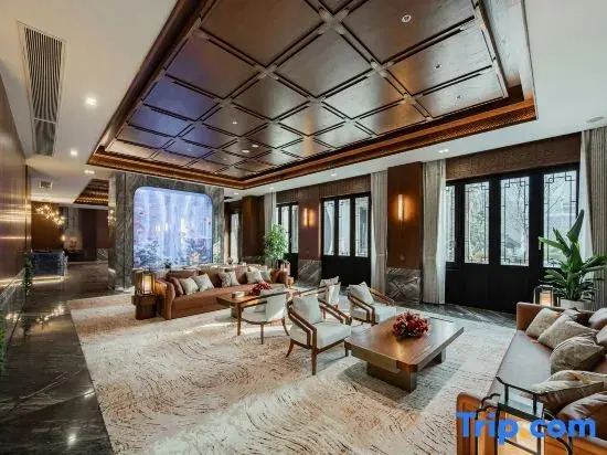 Anji Eryuehua Hot Spring Resort Hotel (Yunshang Grassland Branch)