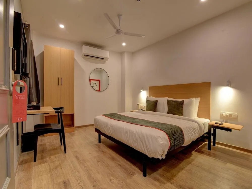 OYO Townhouse 117 Punjabi Bagh