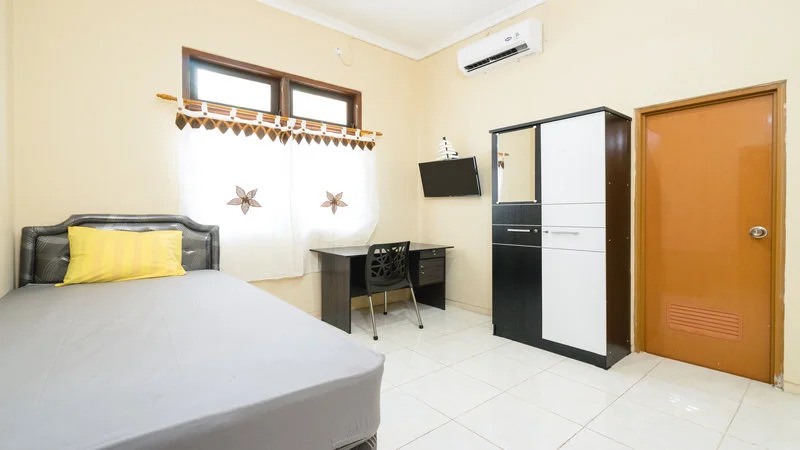 OYO Life 1563 Calista Residence