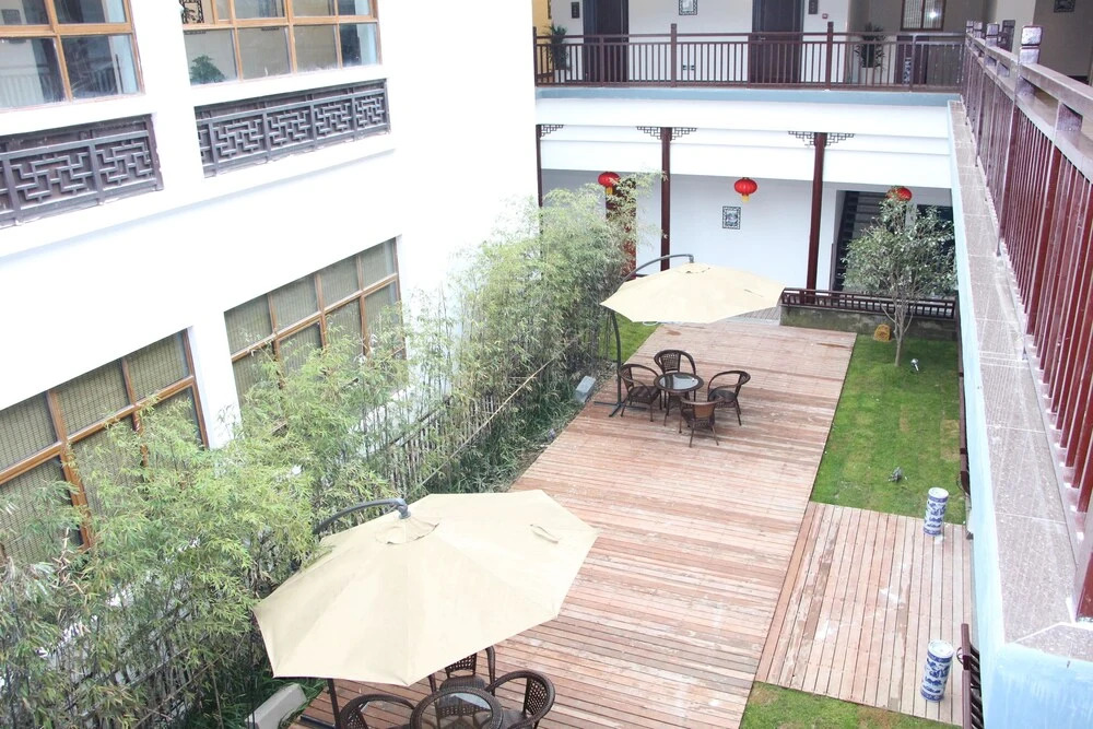 Suzhou Romantic Cabin Panmen